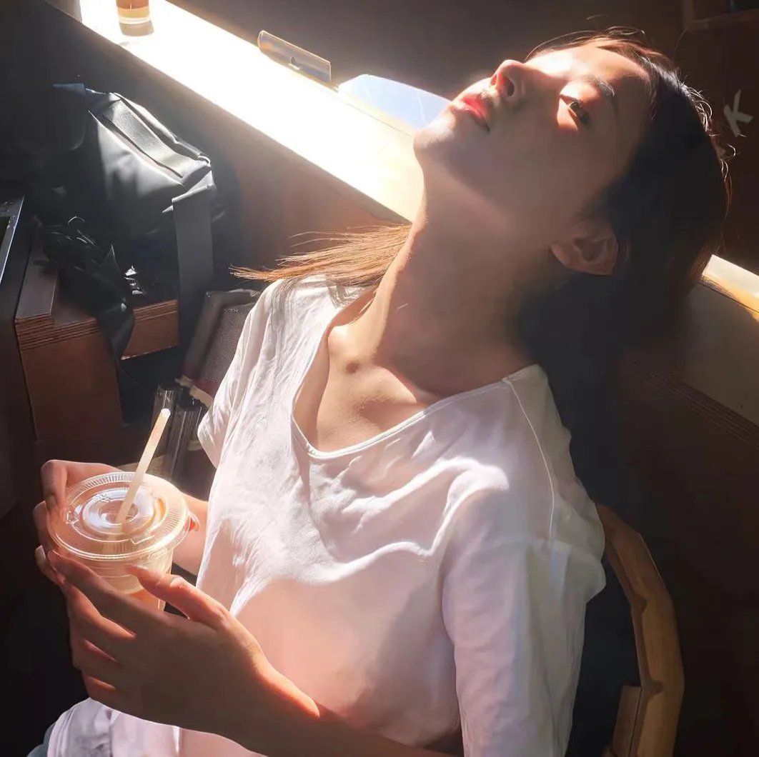 扭计美人